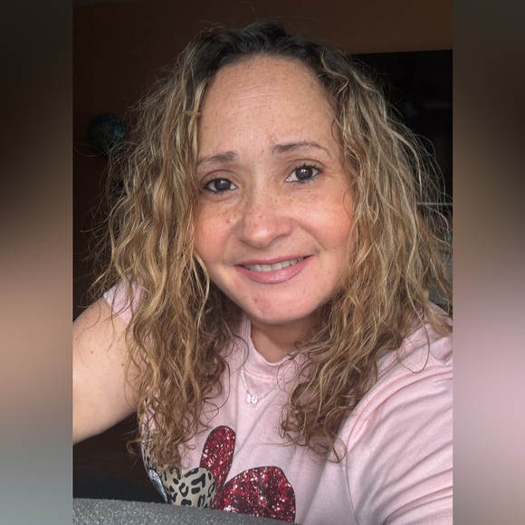 Meet your Posher, Fe - Picture 2 of 14